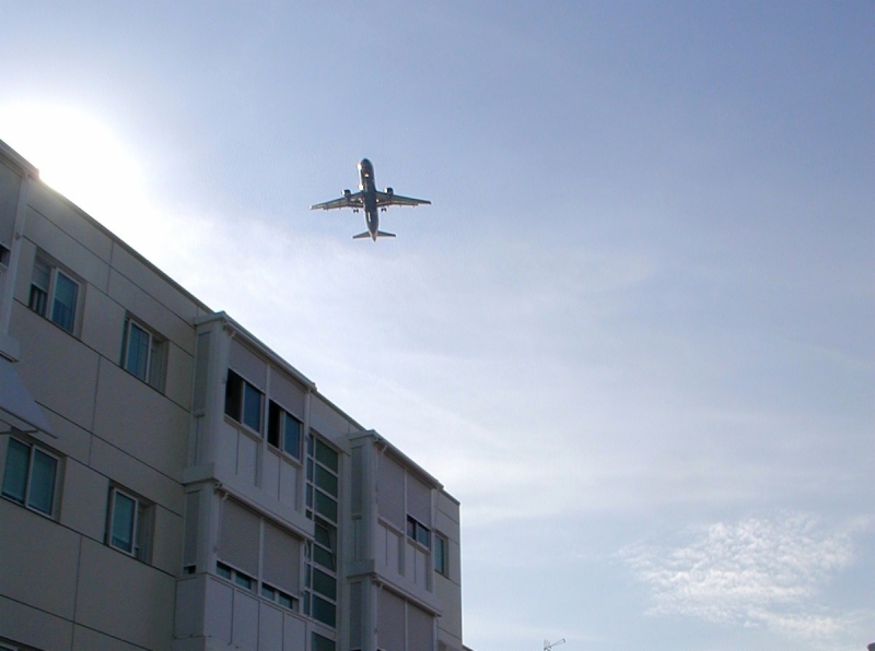 avion-b-estacion