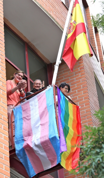 bandera-lgtbi-40