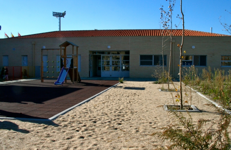 patio-william-shakespeare-arch-ayto-coslada