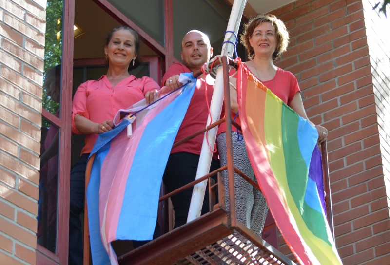 semana-orgullo-izada-bandera-2017