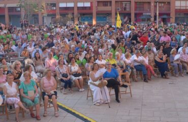 Aspecto de la Plaza Mayor durante el Pregón de las Fiestas de Coslada 2022